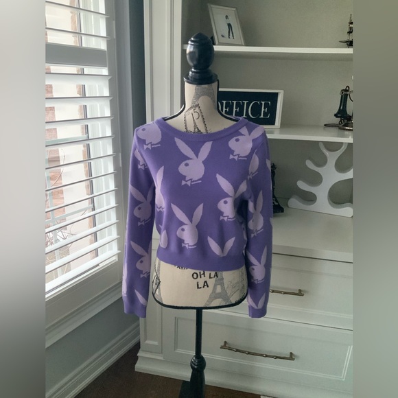 PLAYBOY Purple Knit Graphic Sweater Women’s Size Small - Picture 6 of 12